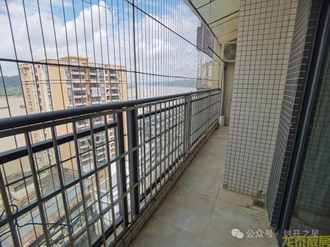 汇景湾 靓靓江景房 可以做5房