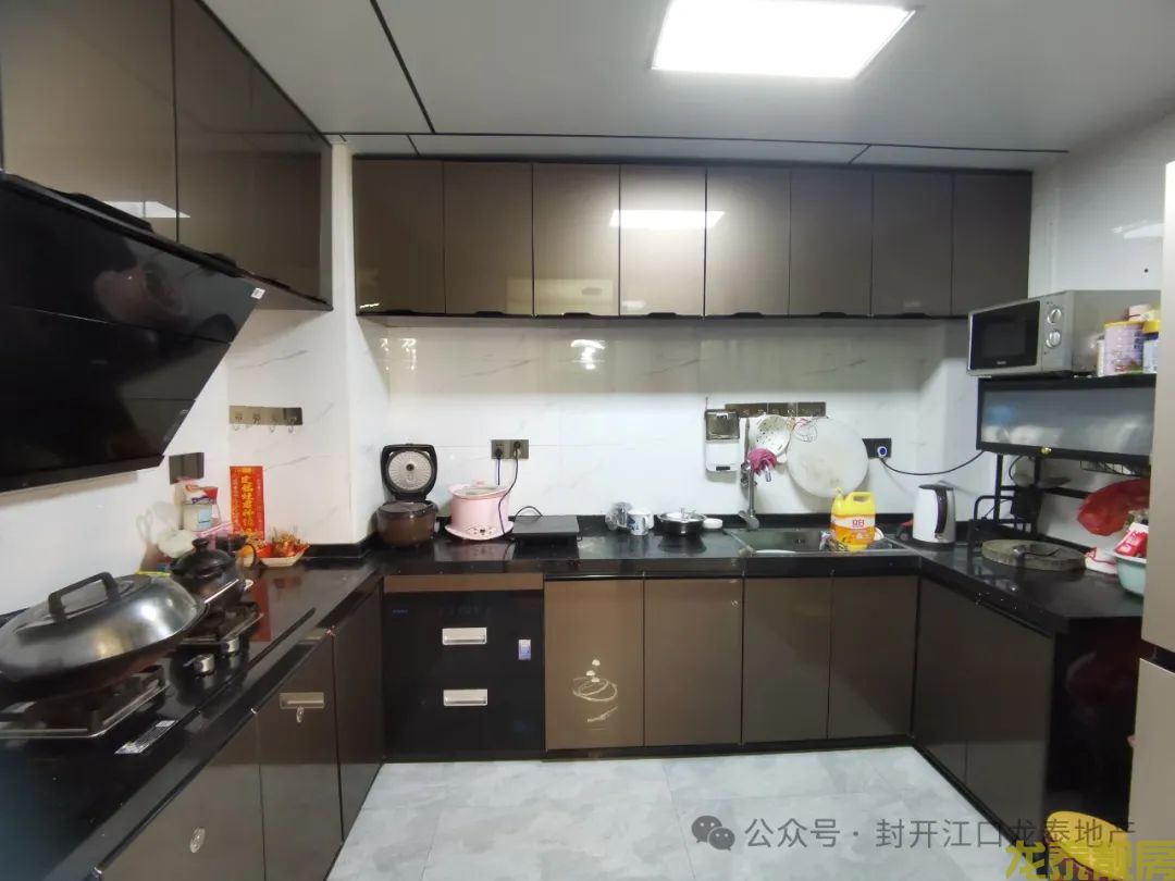 佰隆山河大四房 靓楼层 首付12万