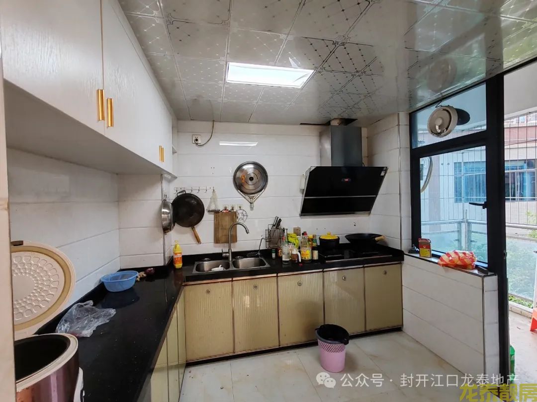 东丽新城电梯精装4房