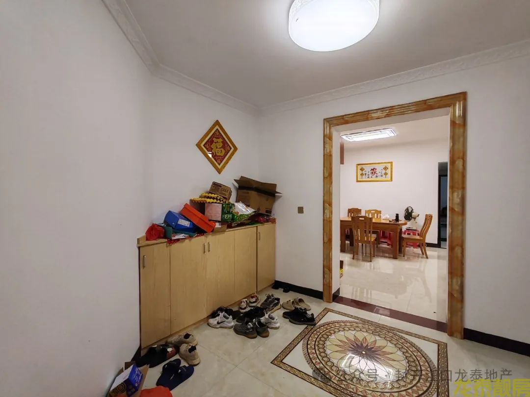 东丽新城电梯精装4房