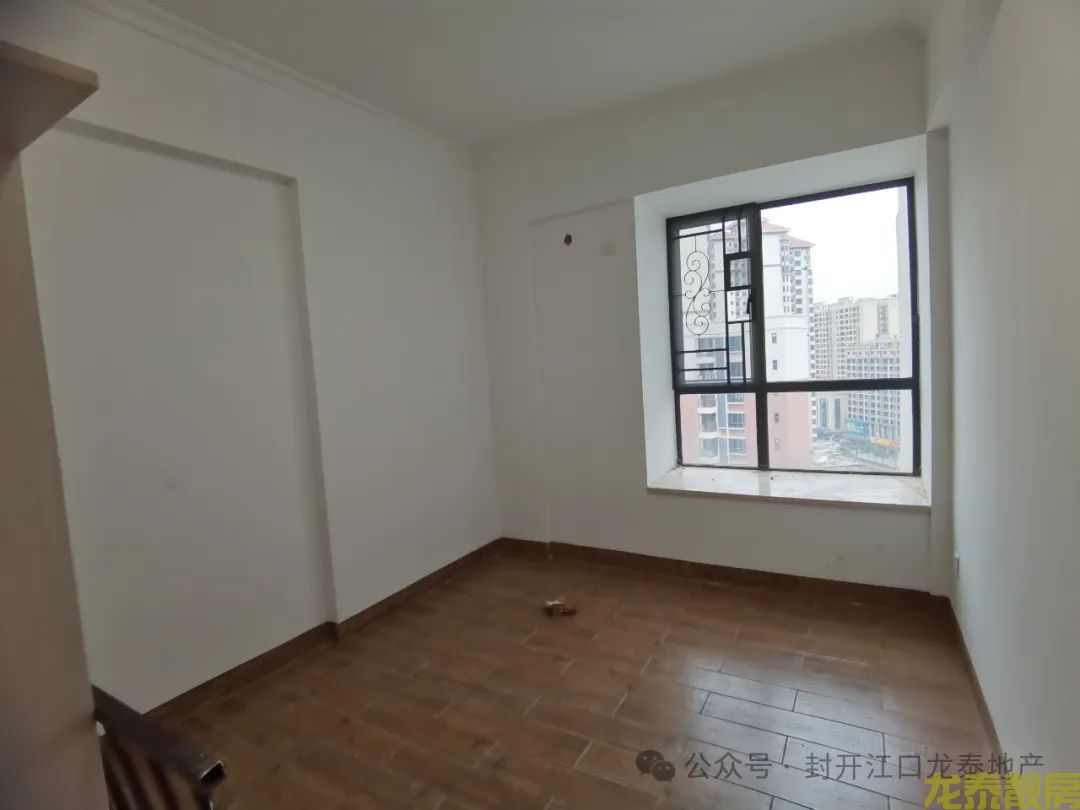 东丽新城  精装3房 全新未入住