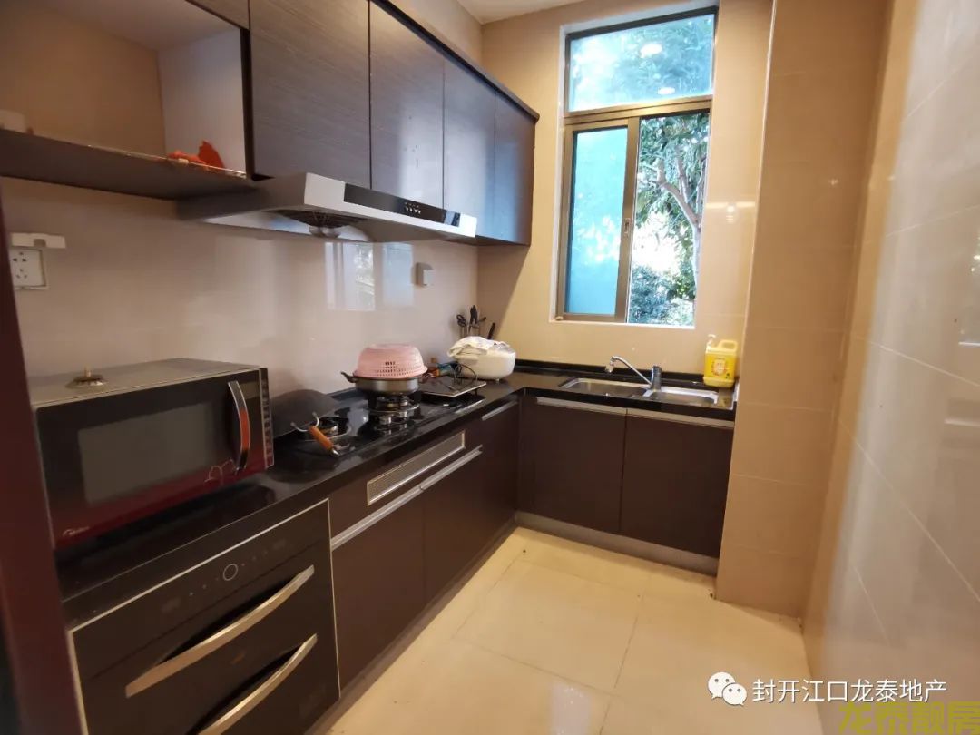 碧桂园靓别墅一栋 前后120平花园