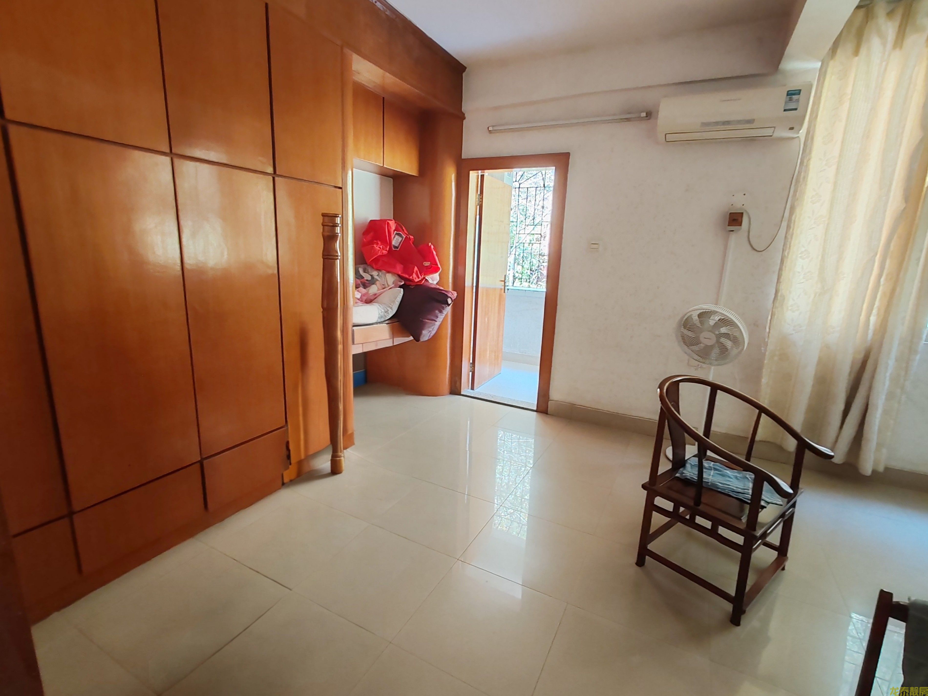 江口城区三层半自建房带前后花园