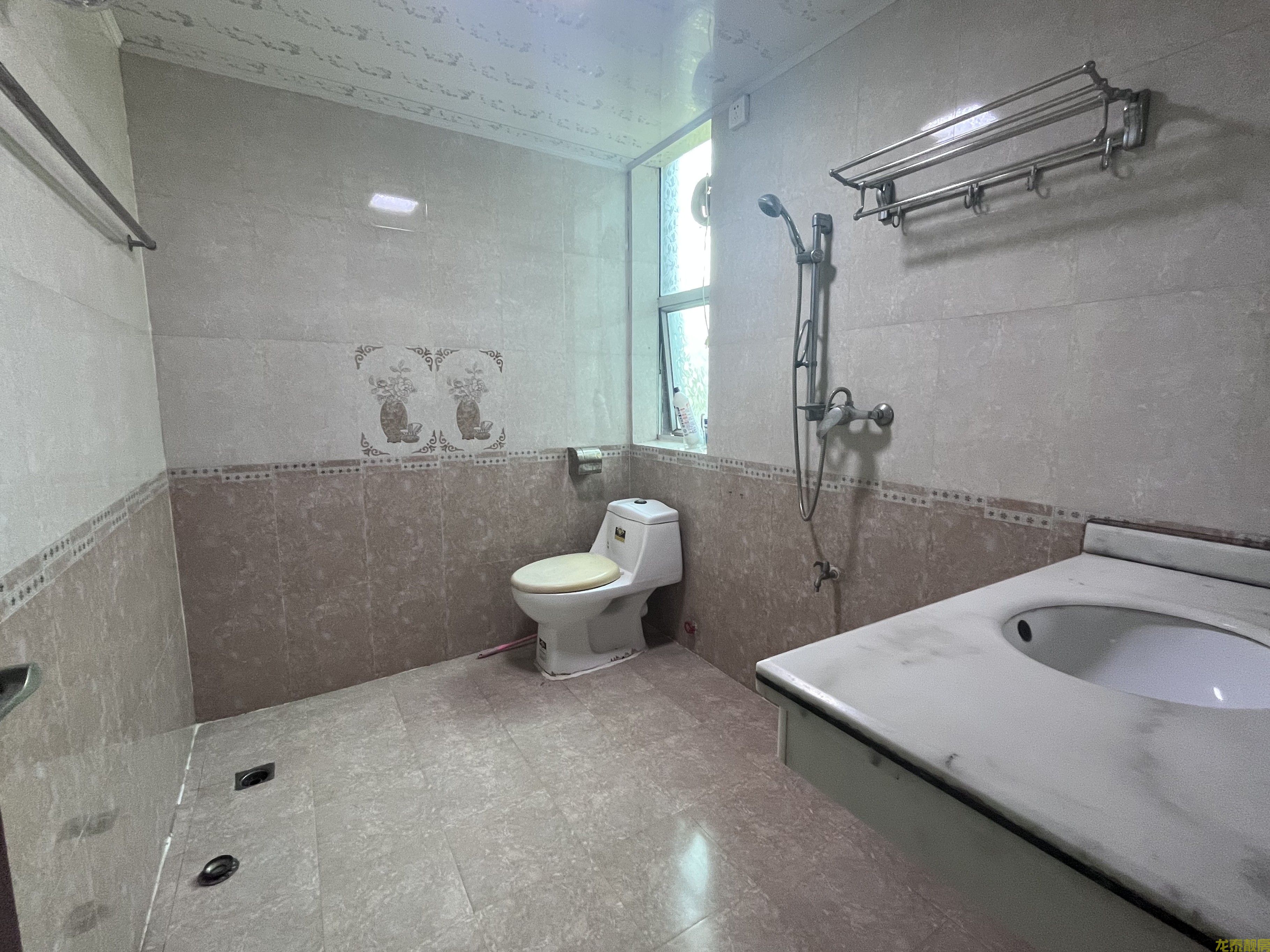 山水雅苑南向中层精装靓房