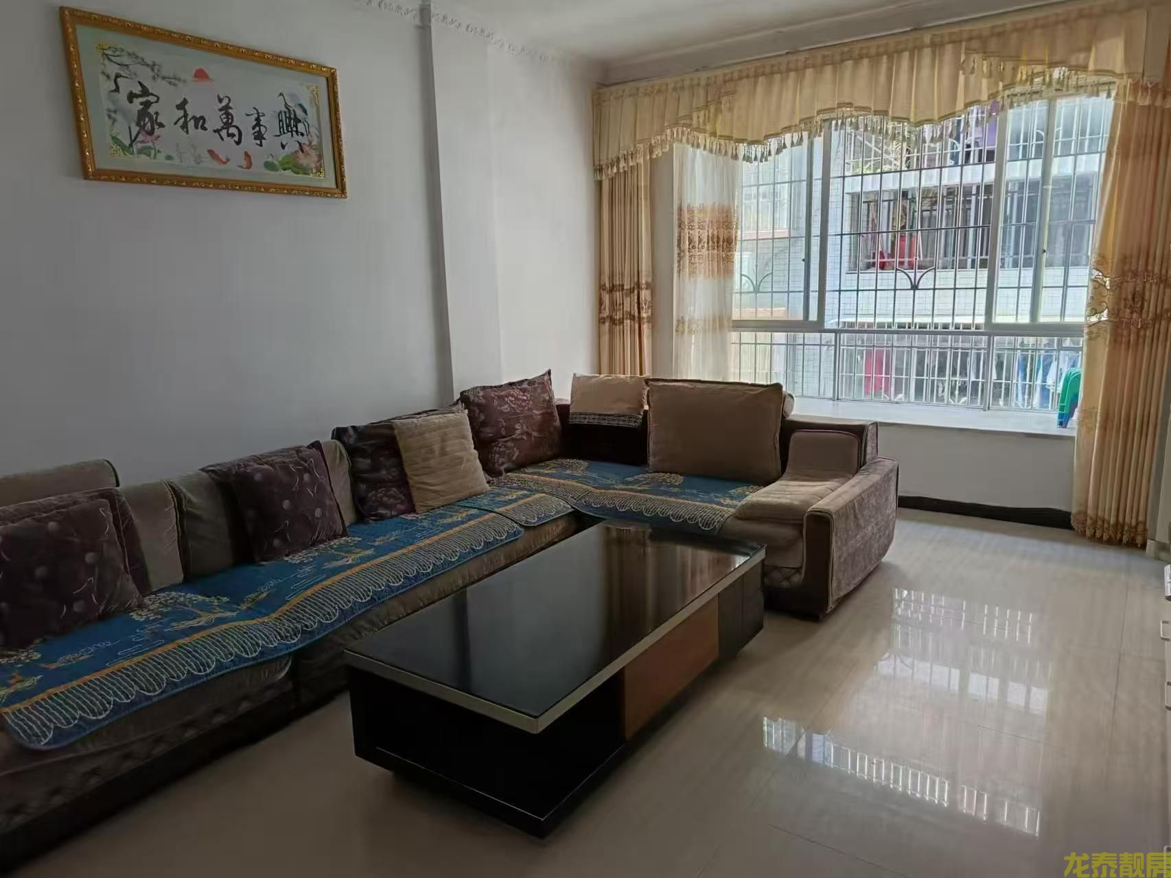 老城区龙山路步梯健身楼层精装三房售27.8万