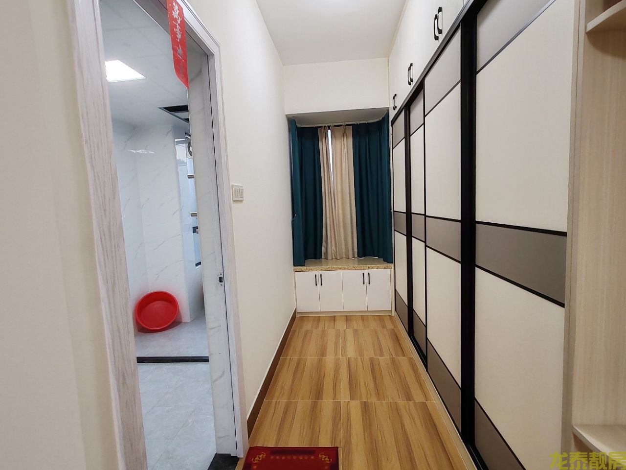 星河国际精装四房，送空中花园